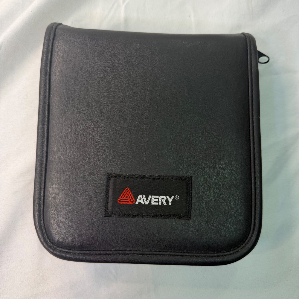 Avery CD TRACS Modular CD Storage Binder Black Zippered  Case holds 24